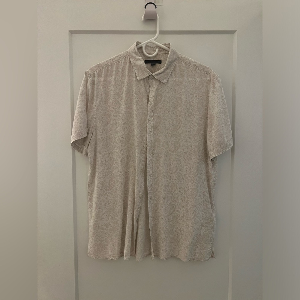 John Varvatos short sleeve button down cream and white pattern size medium